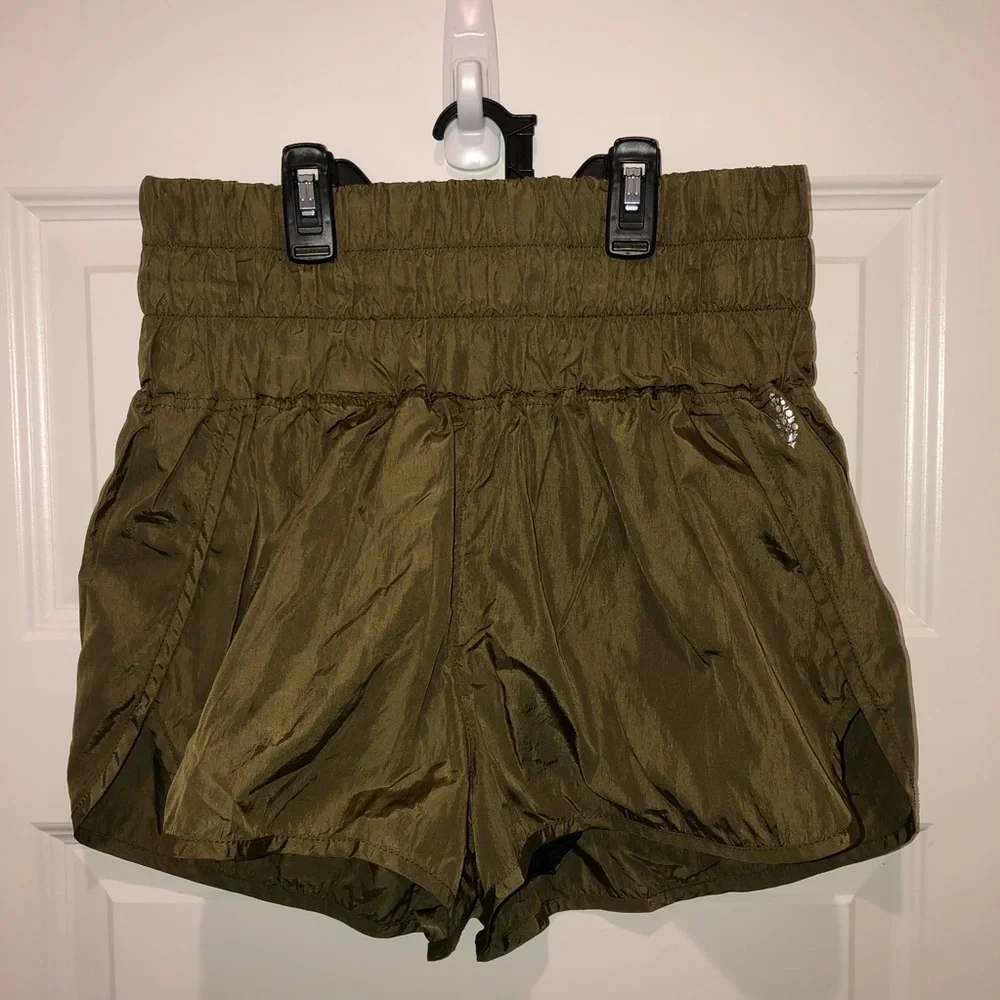 FP Movement by Free People The Way Home Active Shorts Army green sz L